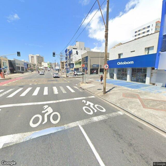 Imagem estática do "Street View" da localização