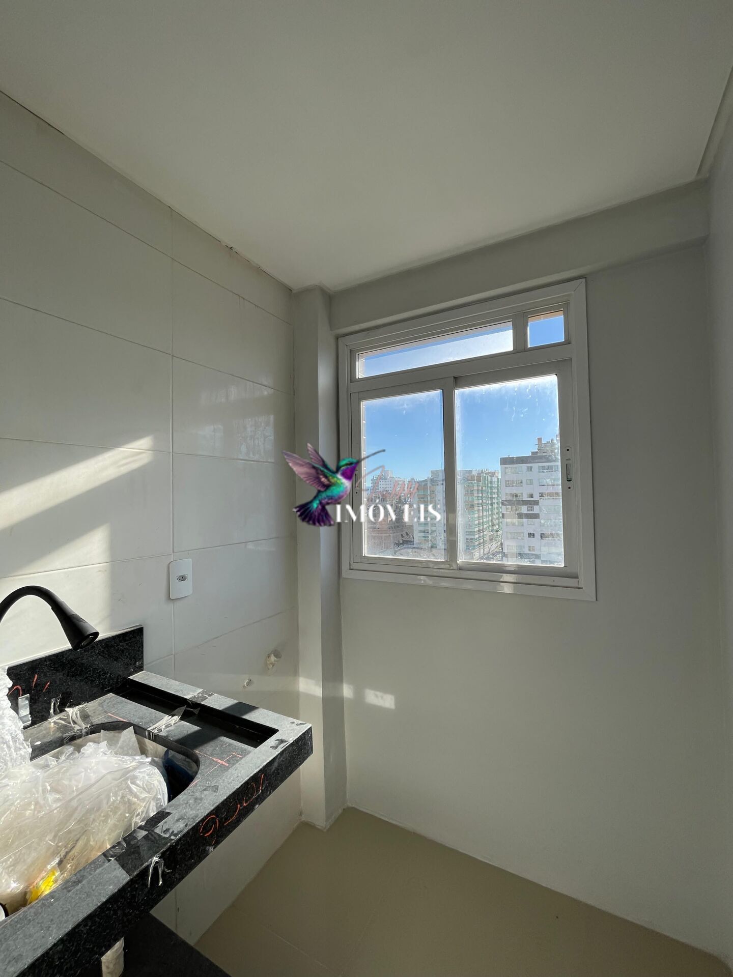 Apartamento à venda com 2 quartos, 82m² - Foto 4