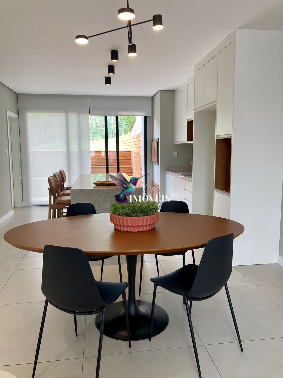 Casa à venda com 3 quartos, 131m² - Foto 16