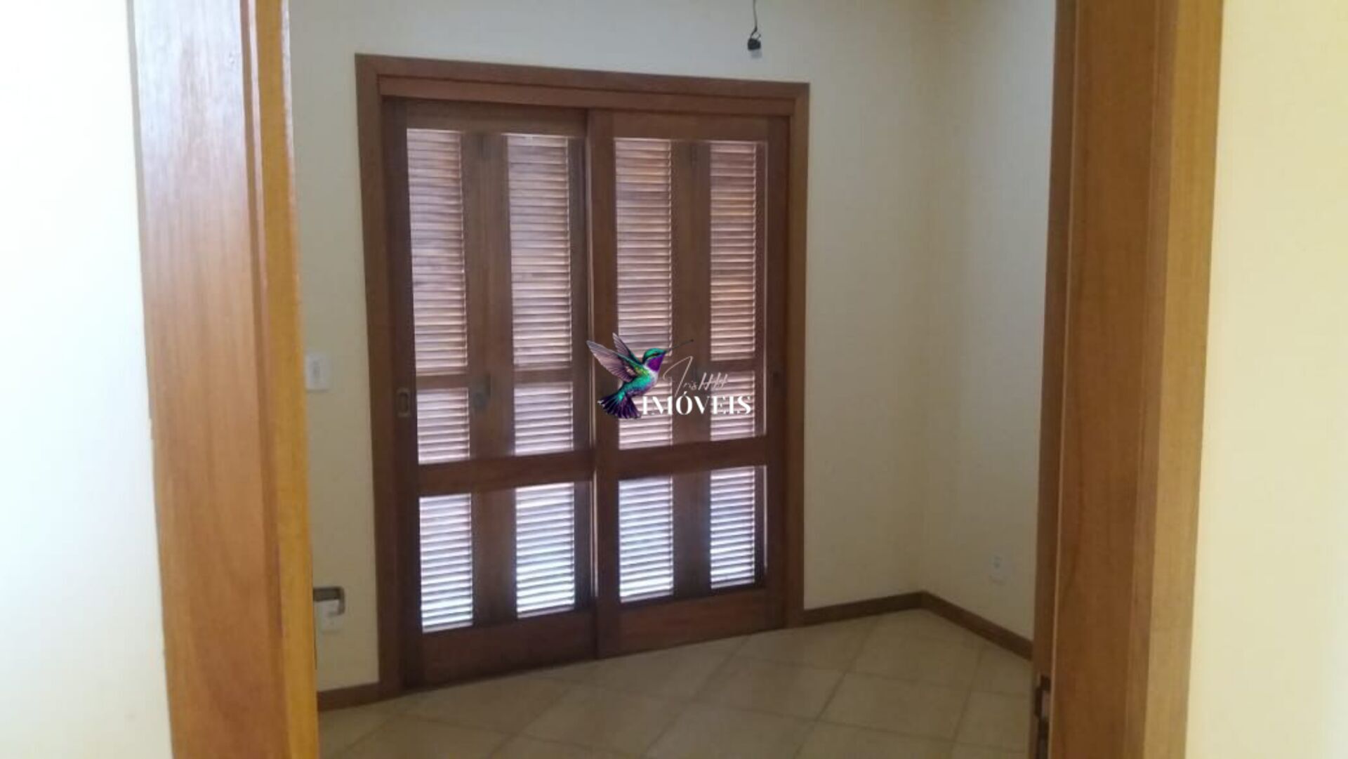 Casa à venda com 3 quartos, 194m² - Foto 13