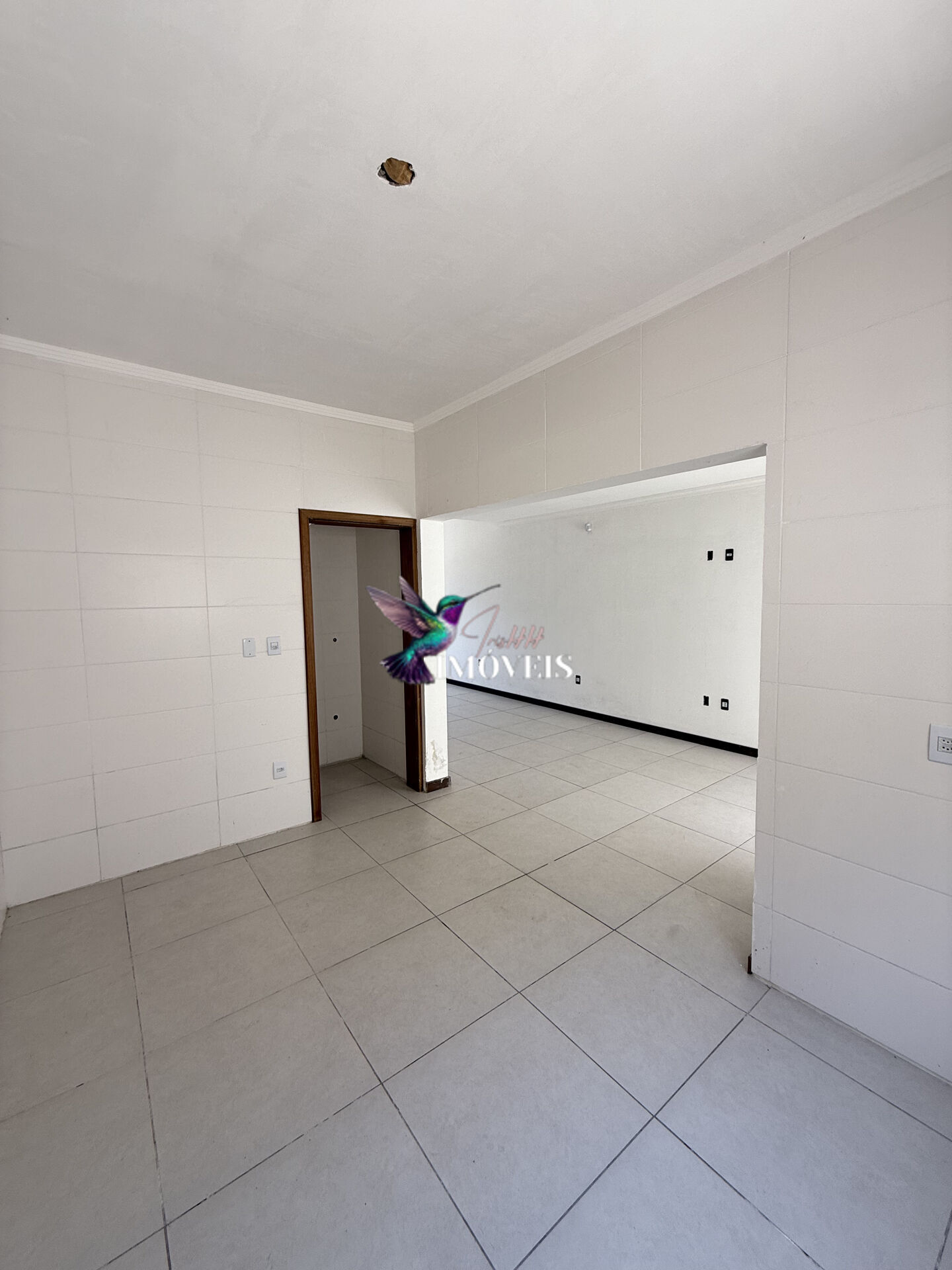 Casa à venda com 3 quartos, 230m² - Foto 7