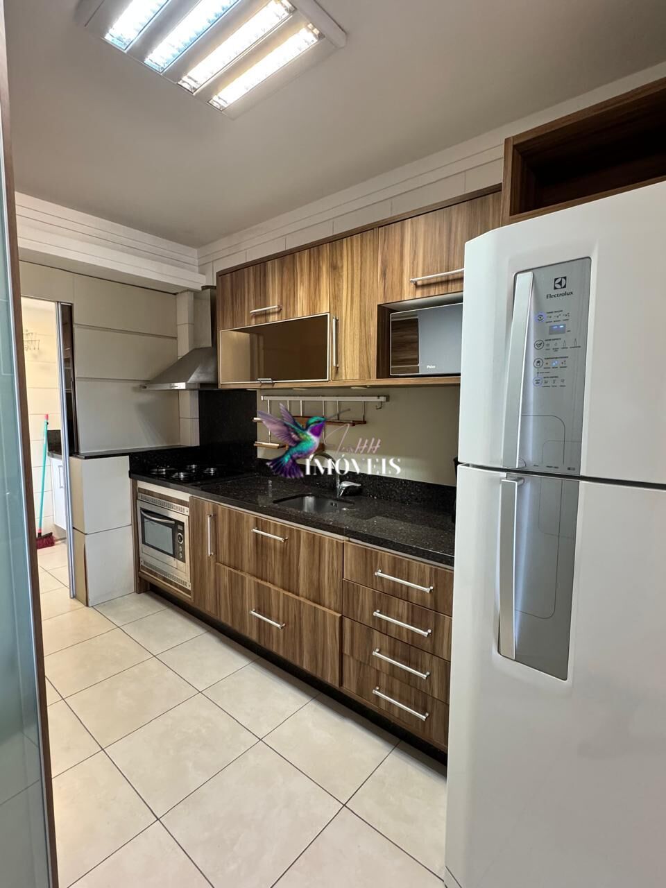 Cobertura à venda com 3 quartos, 238m² - Foto 9