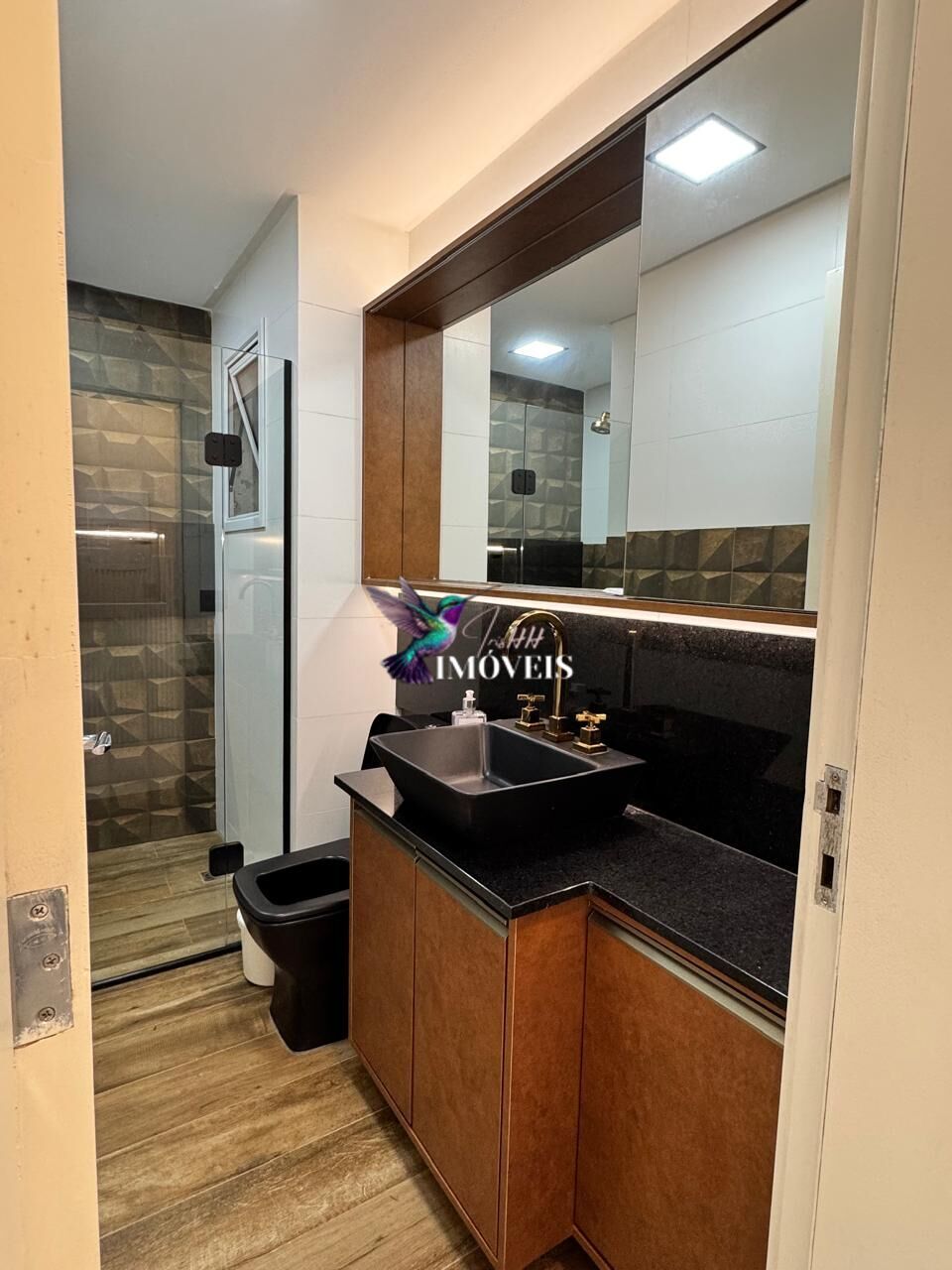 Cobertura à venda com 3 quartos, 238m² - Foto 13