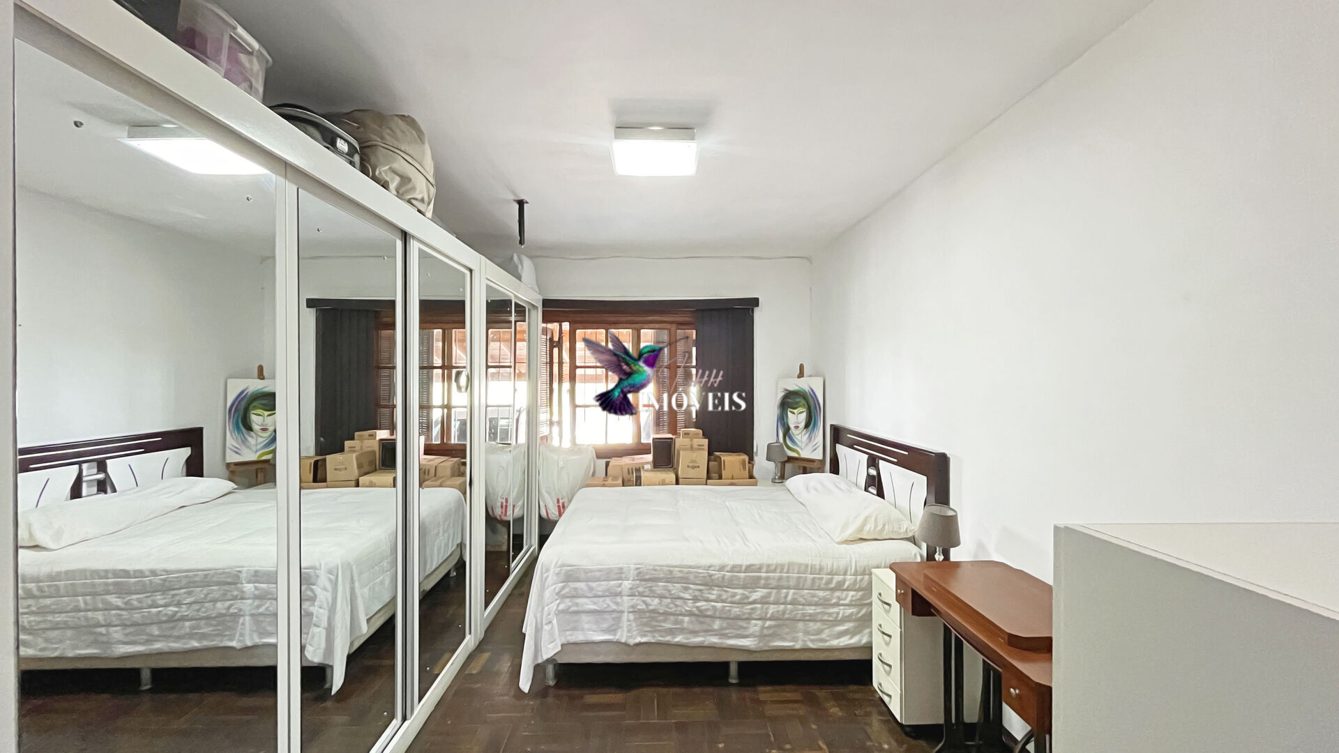 Casa à venda com 3 quartos, 156m² - Foto 1