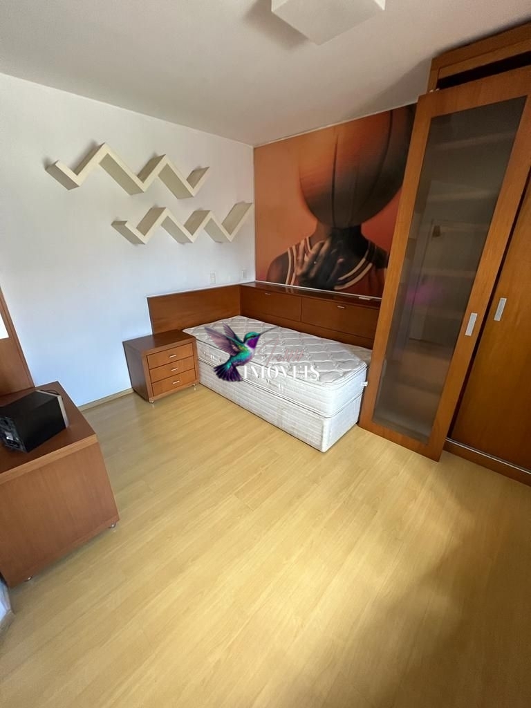 Casa à venda com 4 quartos, 234m² - Foto 10