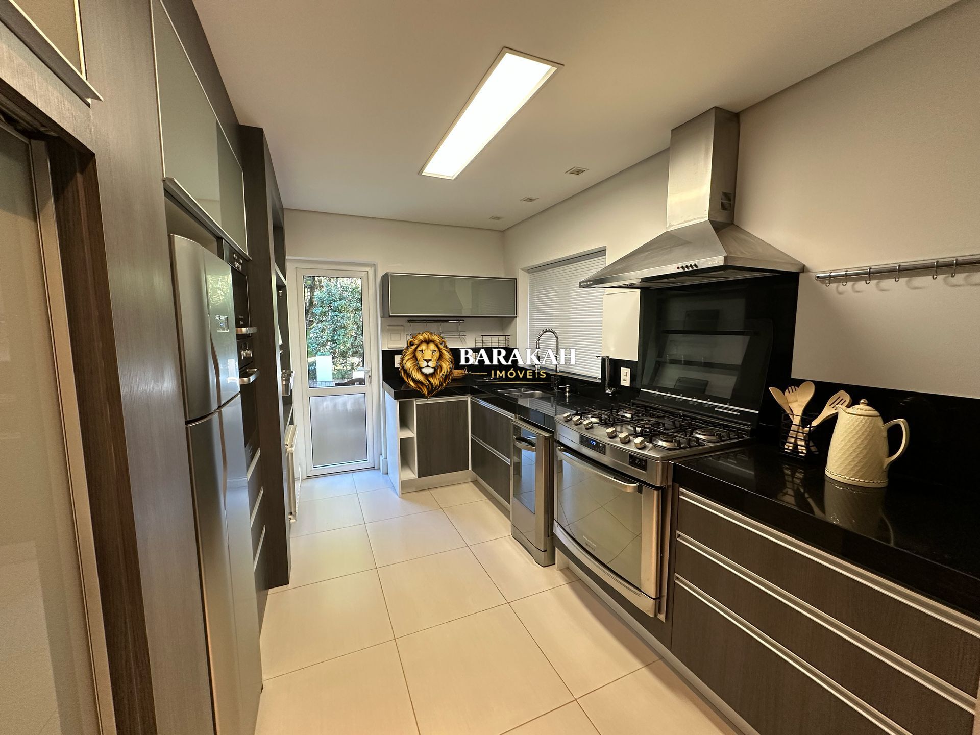 Casa, 3 quartos, 342 m² - Foto 18