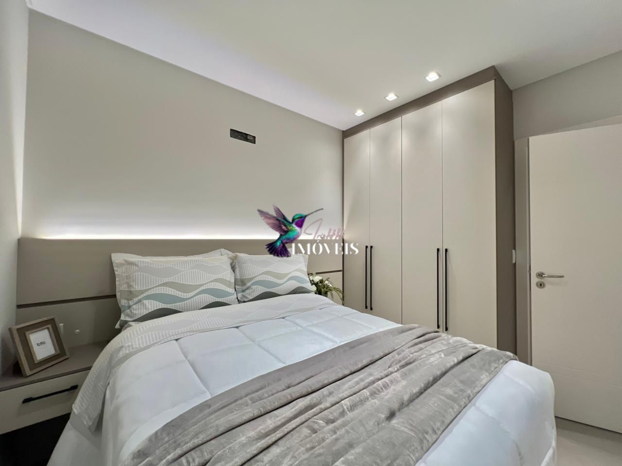Apartamento à venda com 3 quartos, 94m² - Foto 10