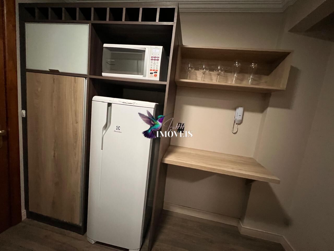Apartamento à venda com 1 quarto, 32m² - Foto 4