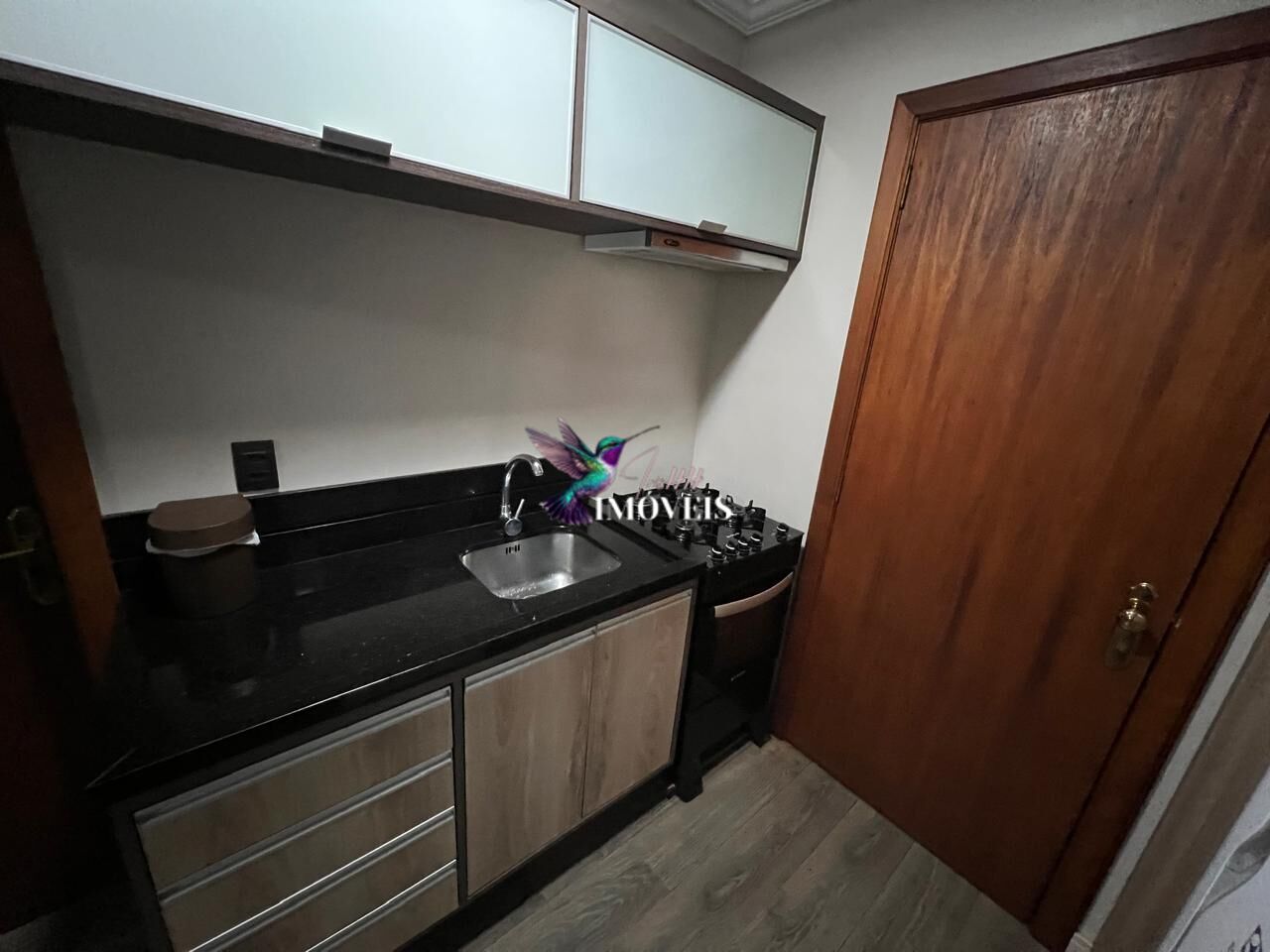 Apartamento à venda com 1 quarto, 32m² - Foto 7