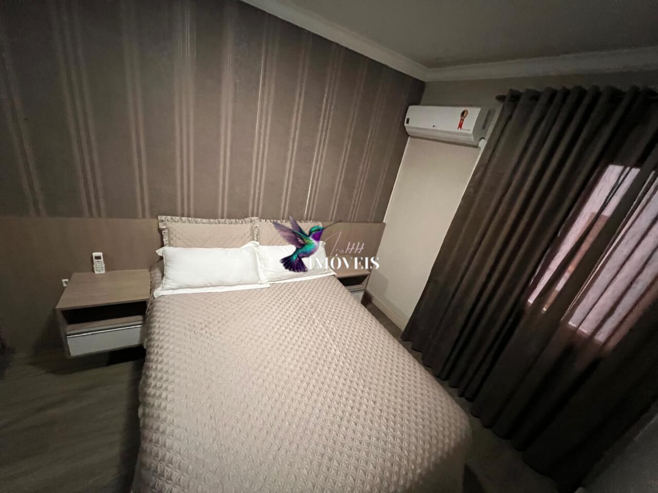 Apartamento à venda com 1 quarto, 32m² - Foto 1