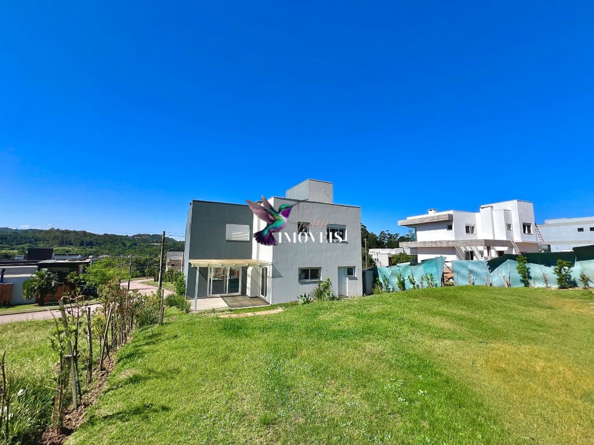 Casa à venda com 4 quartos, 375m² - Foto 4