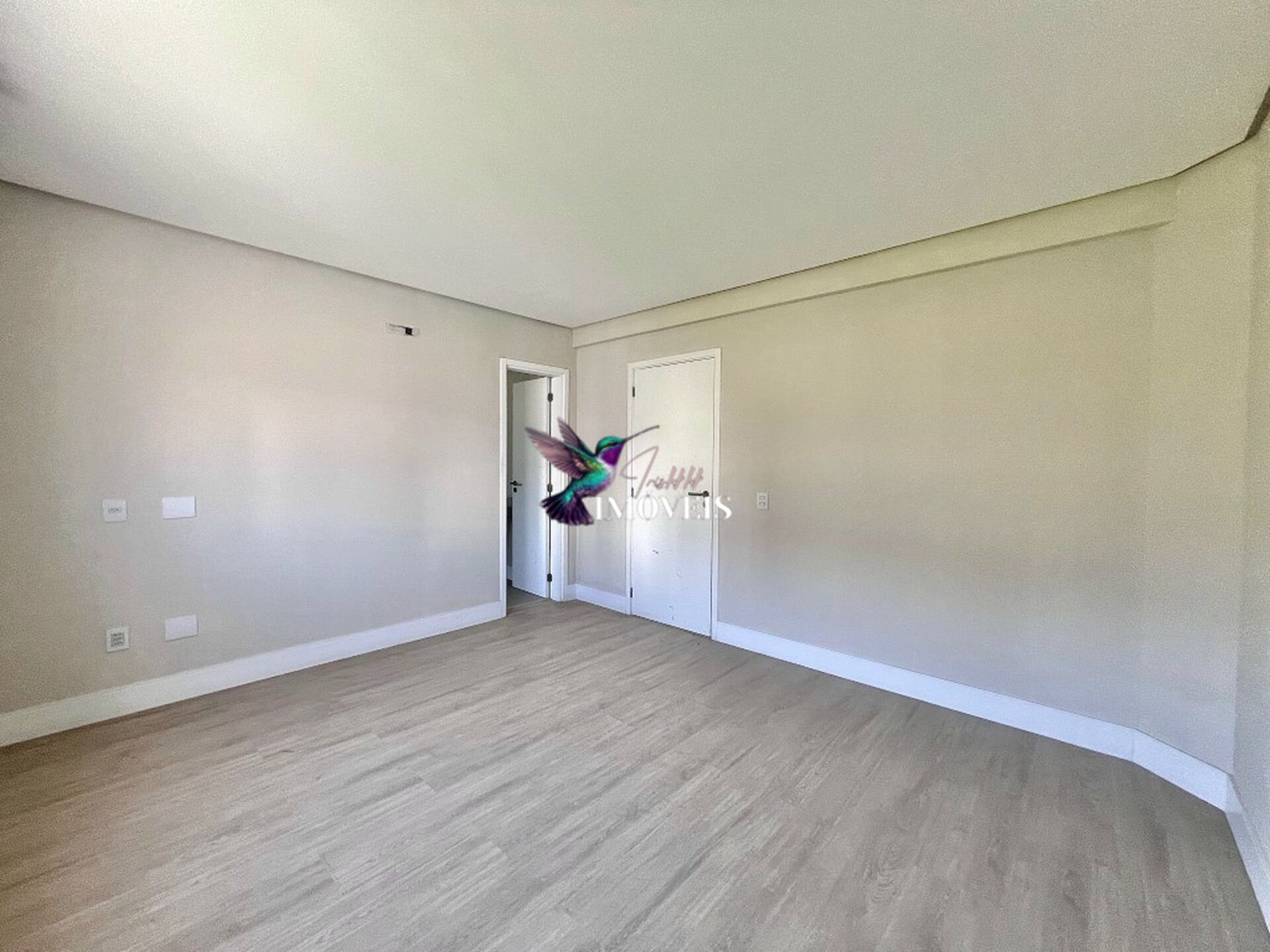 Casa à venda com 4 quartos, 375m² - Foto 14
