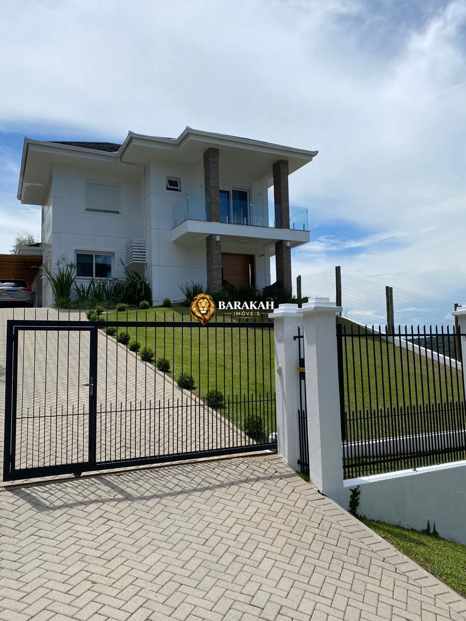 Casa, 3 quartos, 288 m² - Foto 1