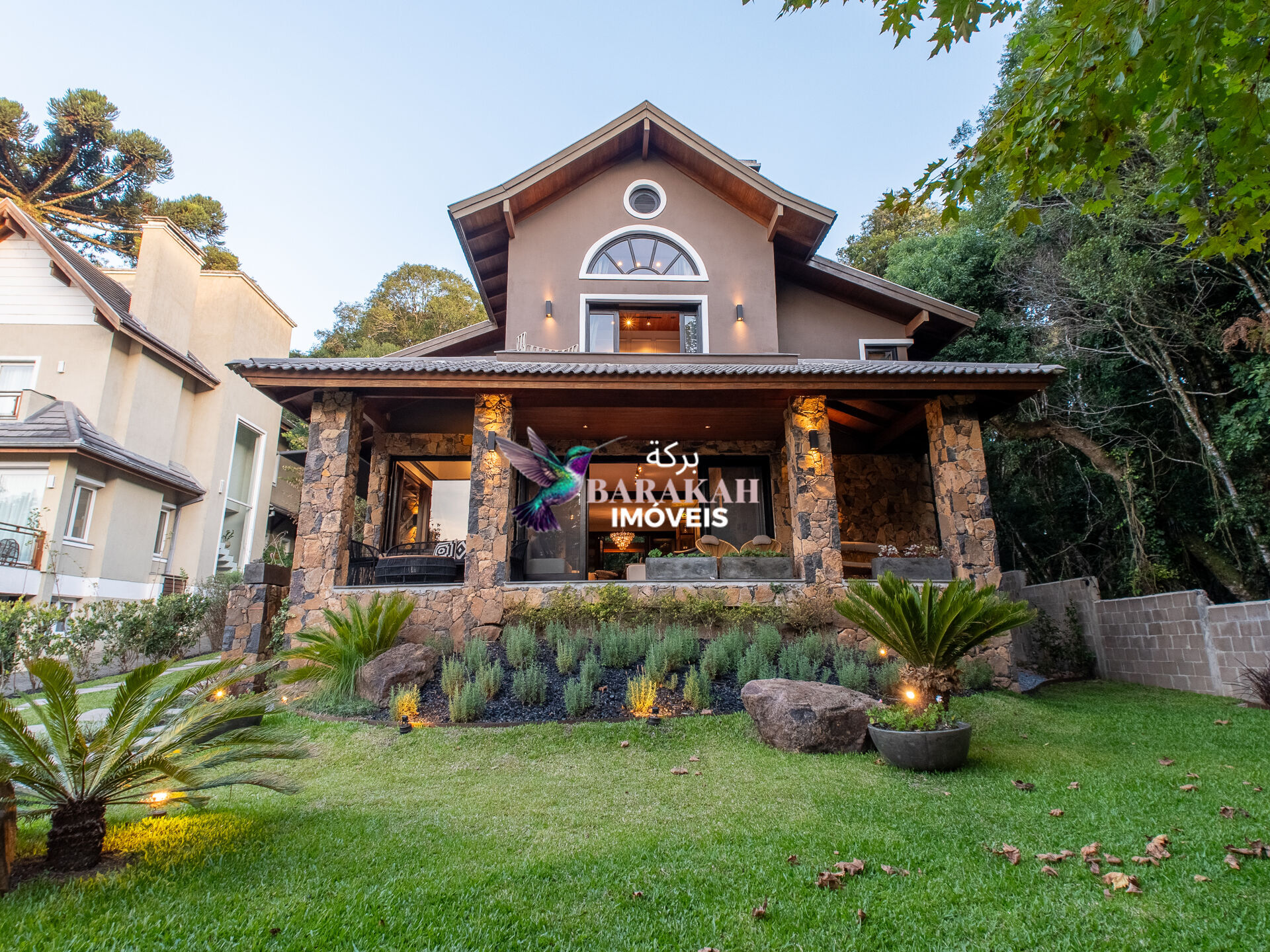 Casa, 4 quartos, 282 m² - Foto 2