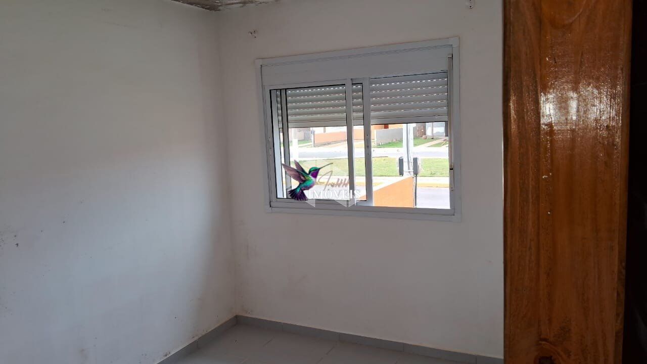Casa à venda com 2 quartos, 140m² - Foto 5
