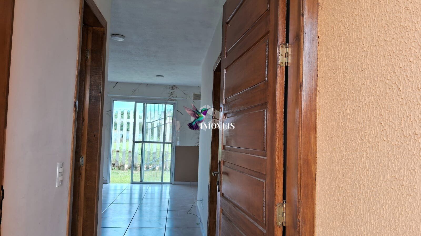 Casa à venda com 2 quartos, 140m² - Foto 11