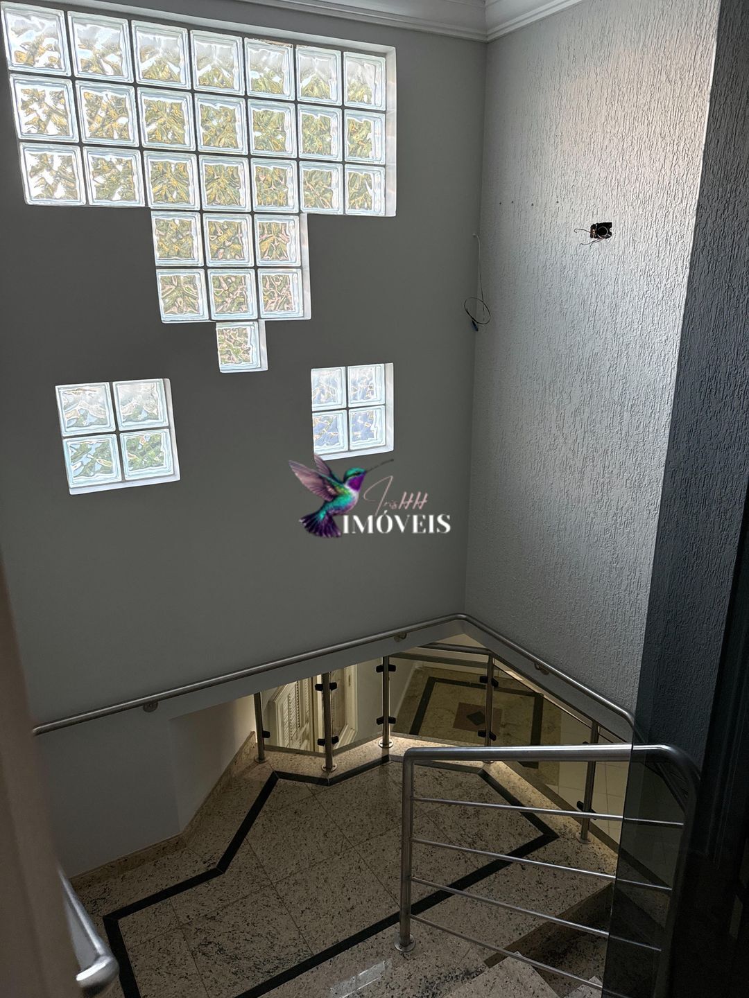 Casa à venda com 4 quartos, 319m² - Foto 18