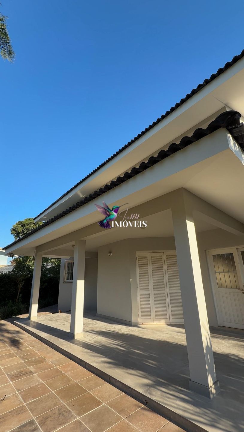 Casa à venda com 4 quartos, 319m² - Foto 4