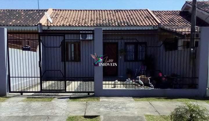 Casa à venda com 2 quartos, 140m² - Foto 2