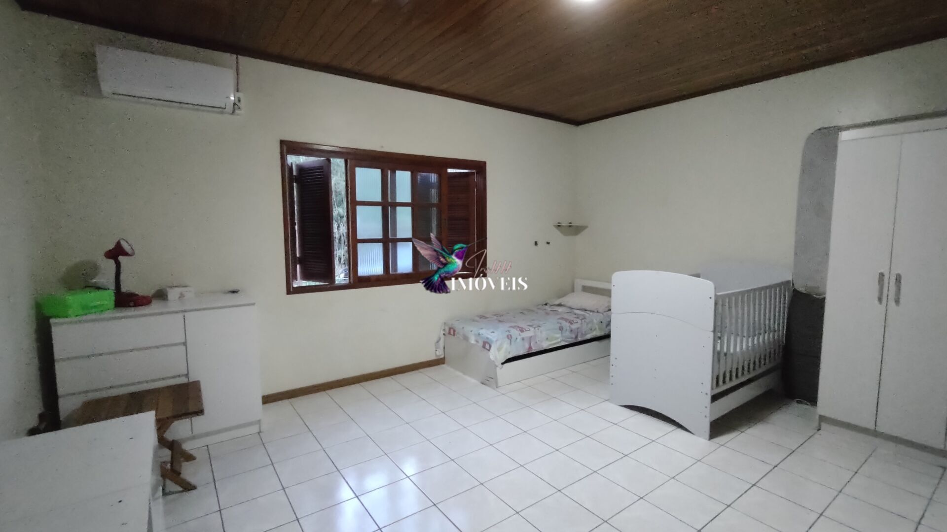 Casa à venda com 2 quartos, 185m² - Foto 11