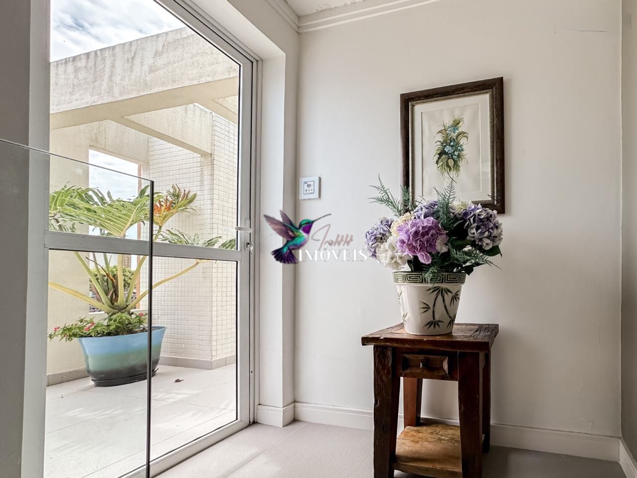Apartamento à venda com 3 quartos, 255m² - Foto 17