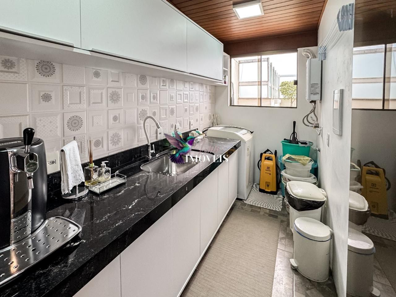 Apartamento à venda com 3 quartos, 255m² - Foto 24