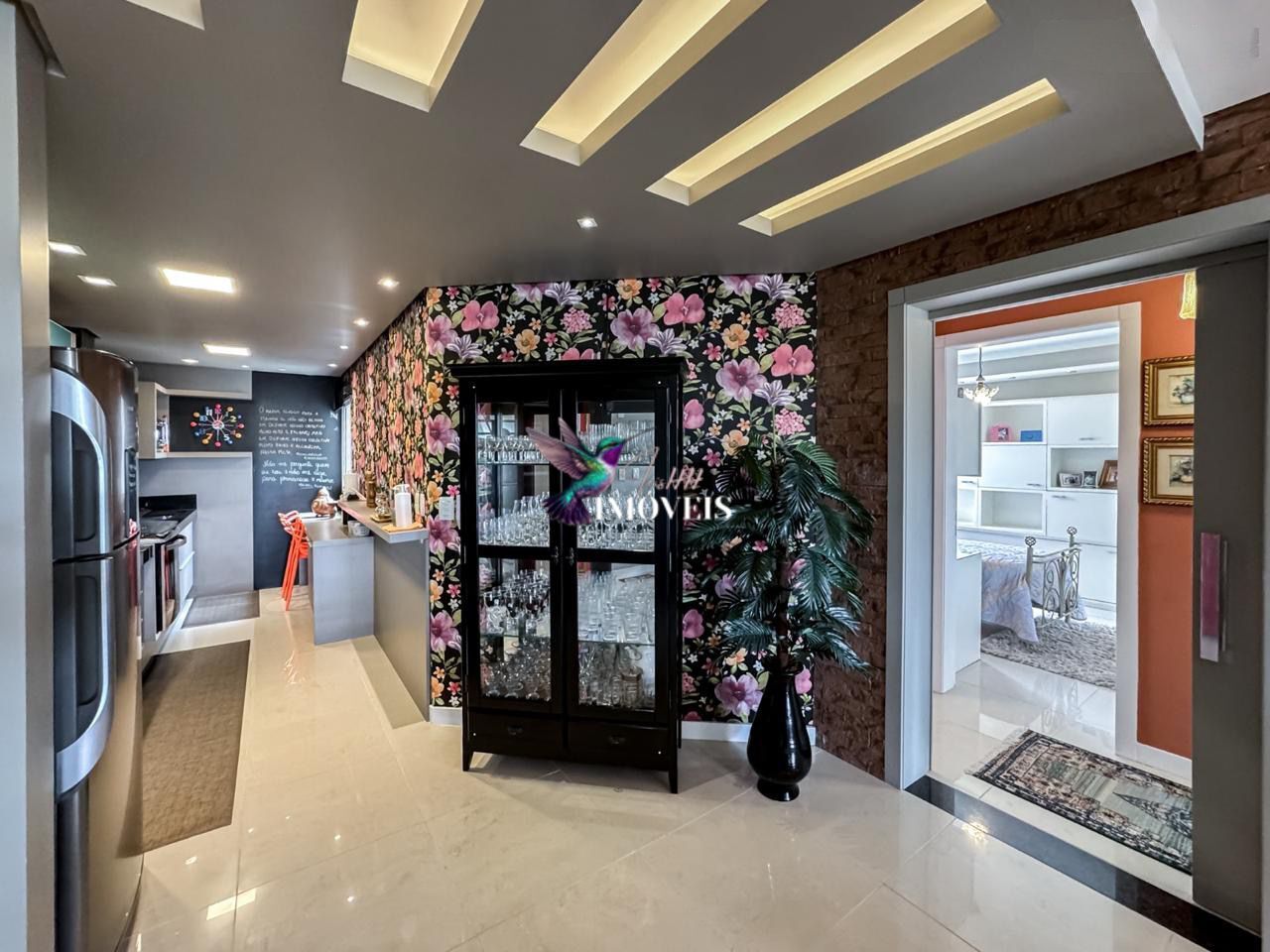 Apartamento à venda com 3 quartos, 255m² - Foto 5