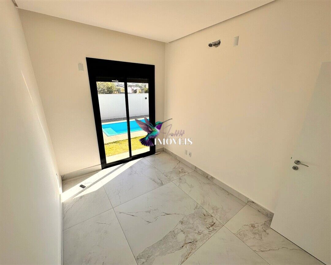 Casa à venda com 3 quartos, 180m² - Foto 7