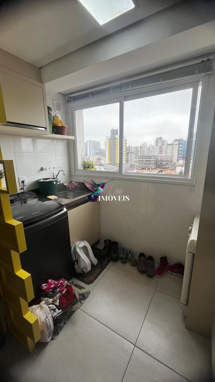 Apartamento à venda com 3 quartos, 105m² - Foto 13