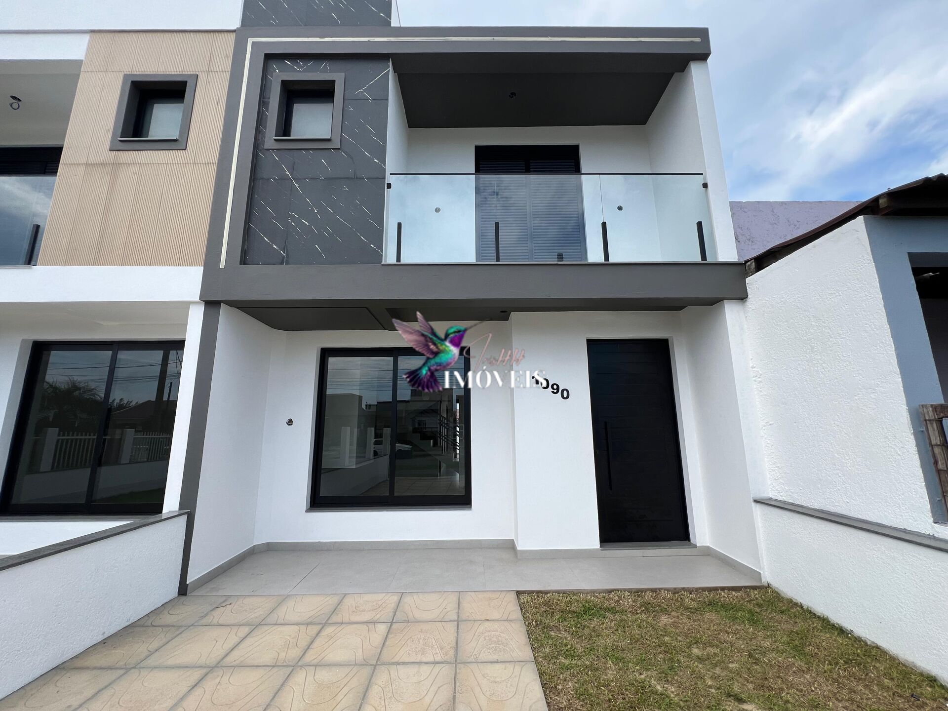 Sobrado à venda com 2 quartos, 113m² - Foto 1