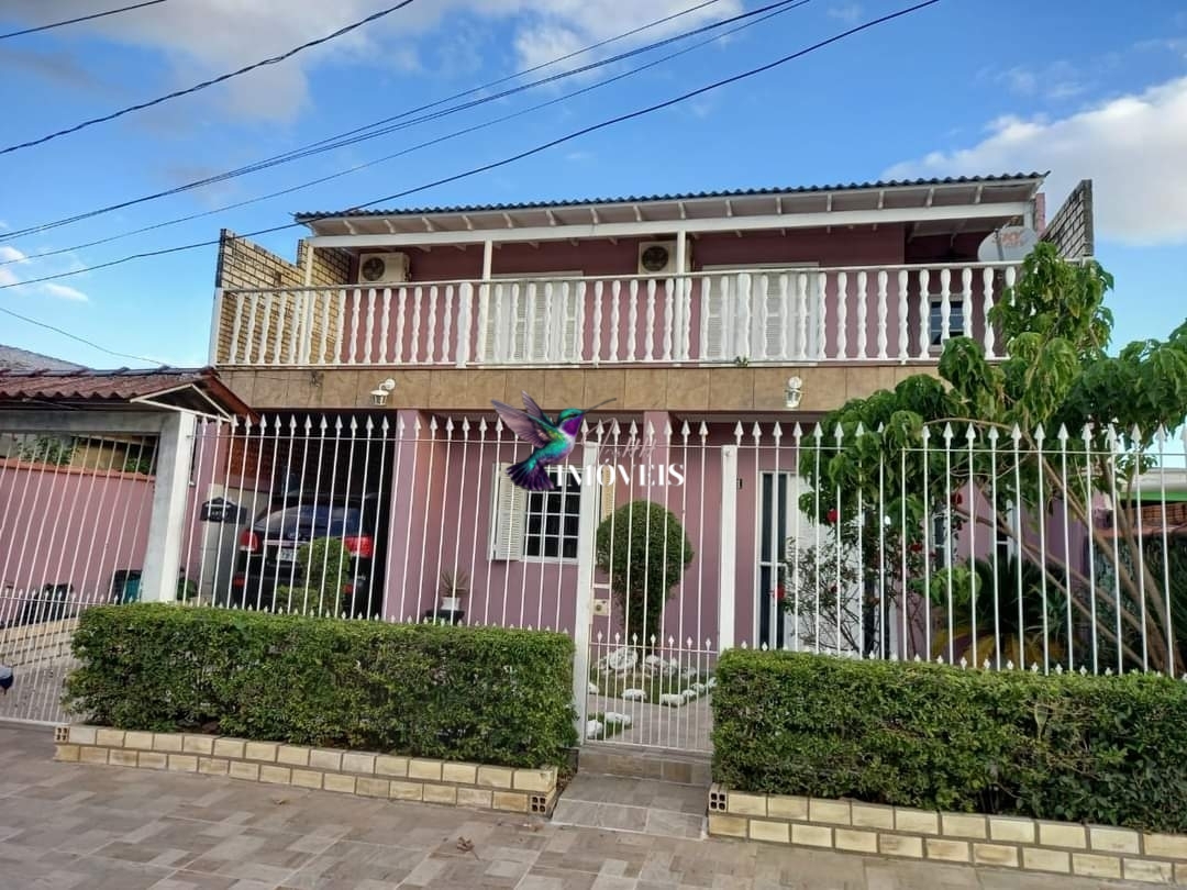 Casa à venda com 4 quartos, 300m² - Foto 1