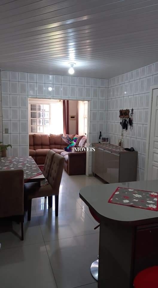 Casa à venda com 4 quartos, 300m² - Foto 4