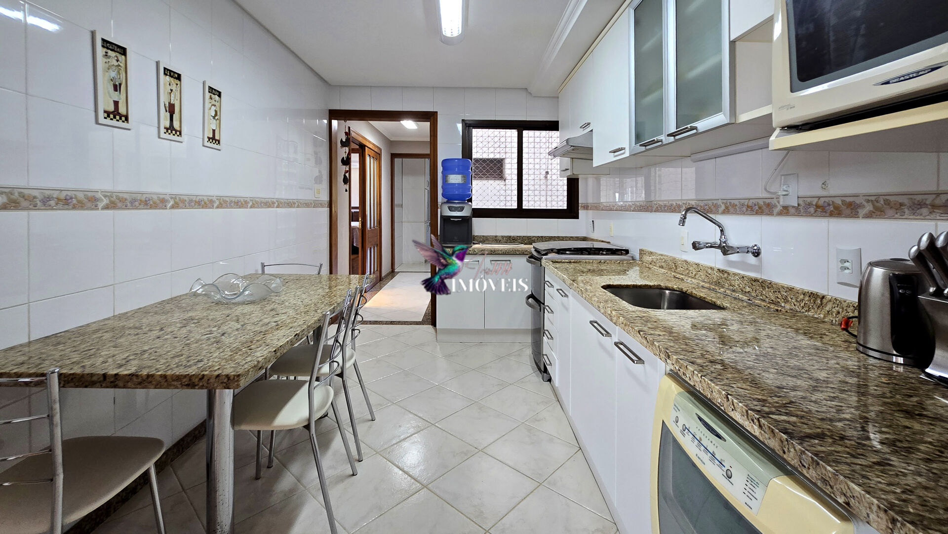 Apartamento à venda com 3 quartos, 160m² - Foto 13