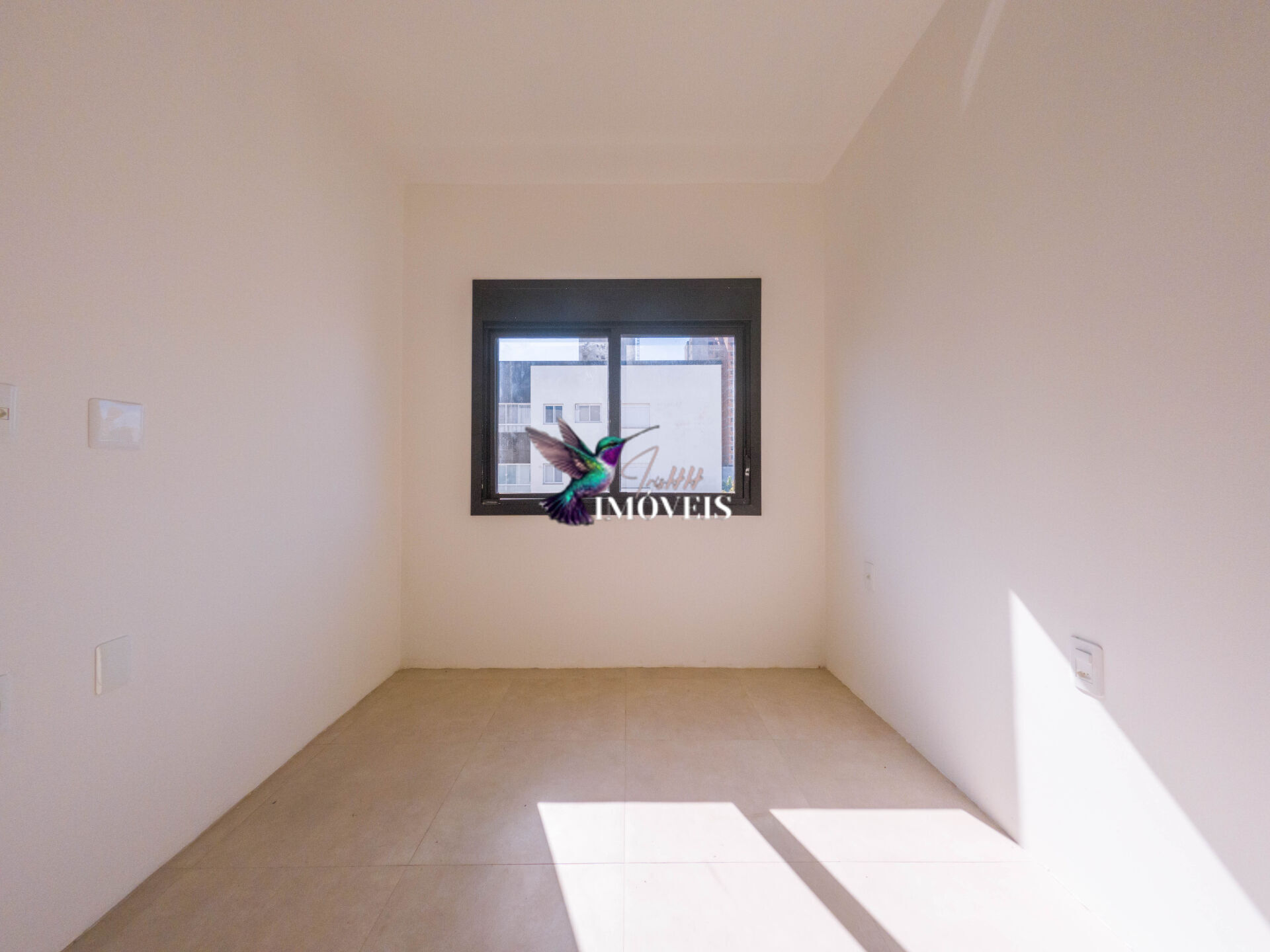 Apartamento à venda com 2 quartos, 64m² - Foto 20