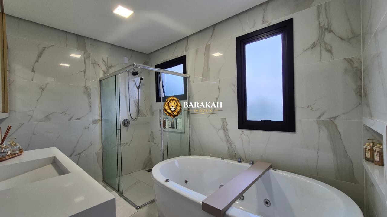 Casa, 3 quartos, 220 m² - Foto 4