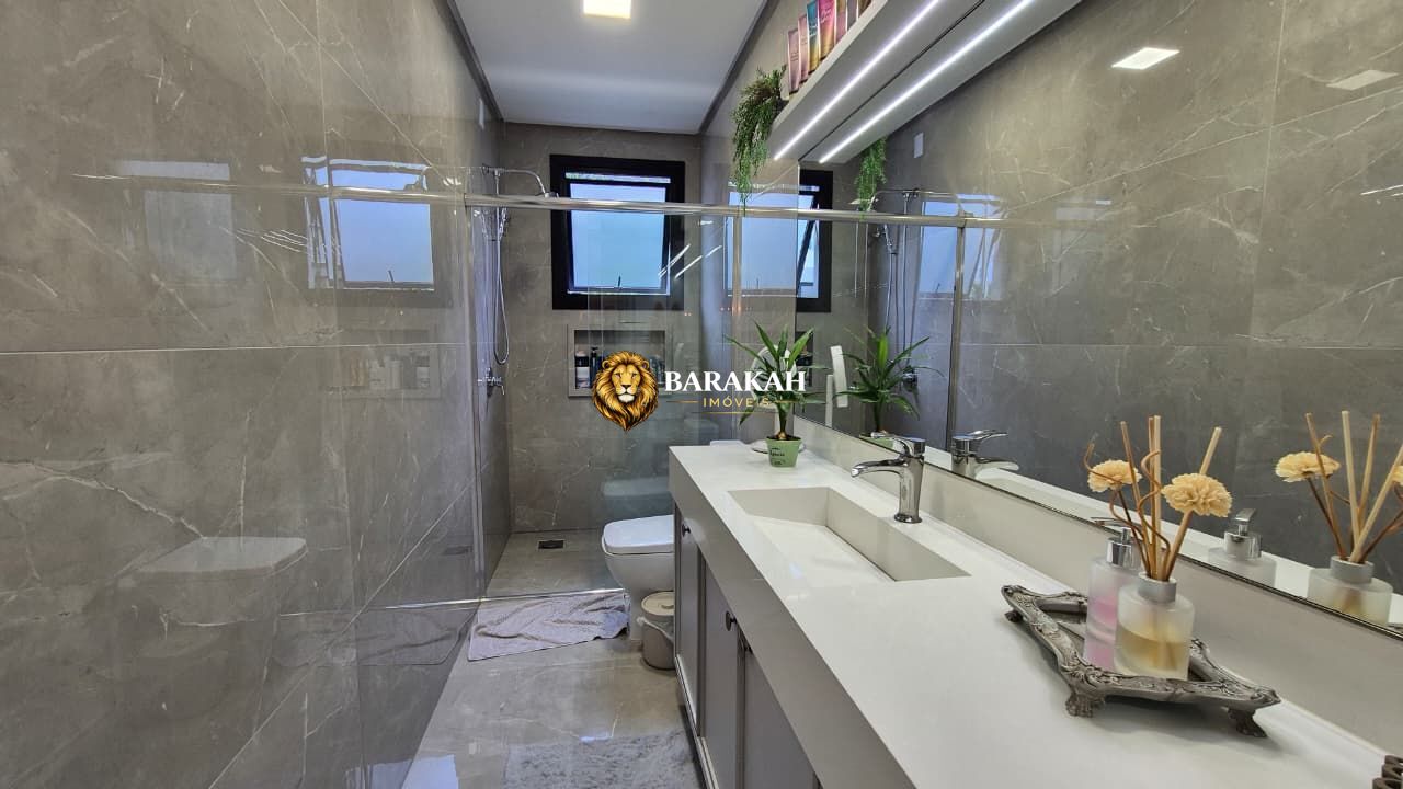 Casa, 3 quartos, 220 m² - Foto 29
