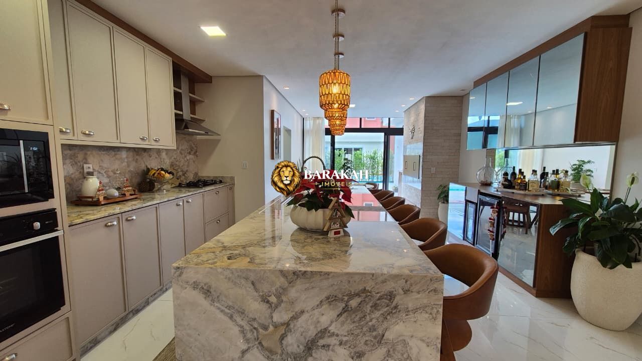 Casa, 3 quartos, 220 m² - Foto 10