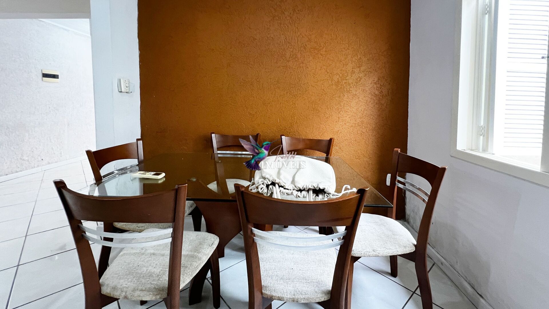 Casa à venda com 3 quartos, 326m² - Foto 9