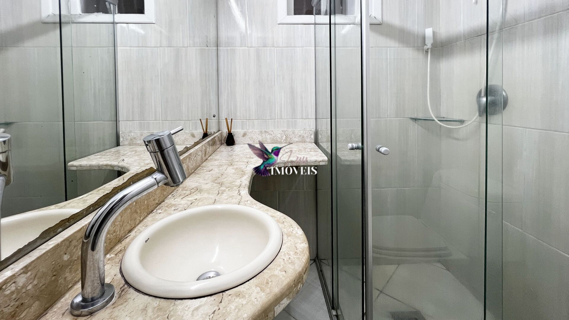 Casa à venda com 3 quartos, 326m² - Foto 10
