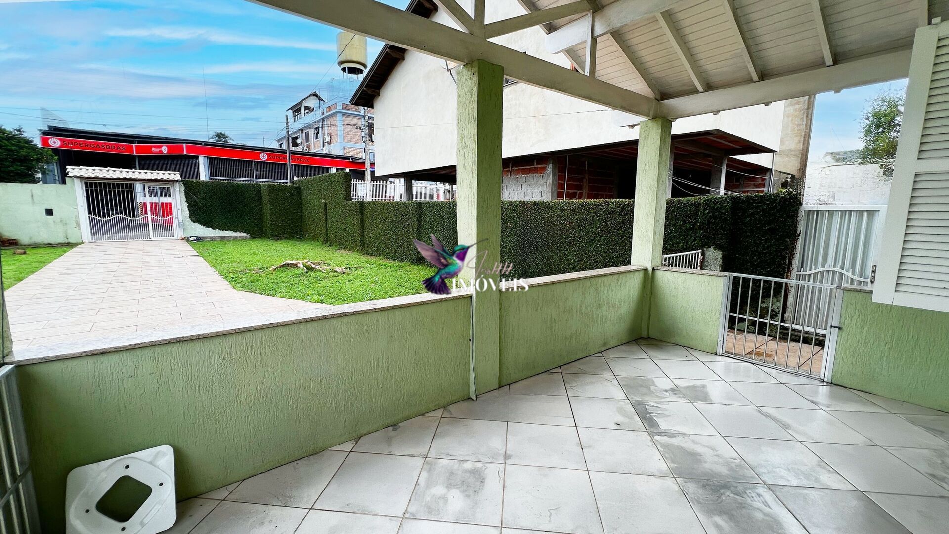 Casa à venda com 3 quartos, 326m² - Foto 14