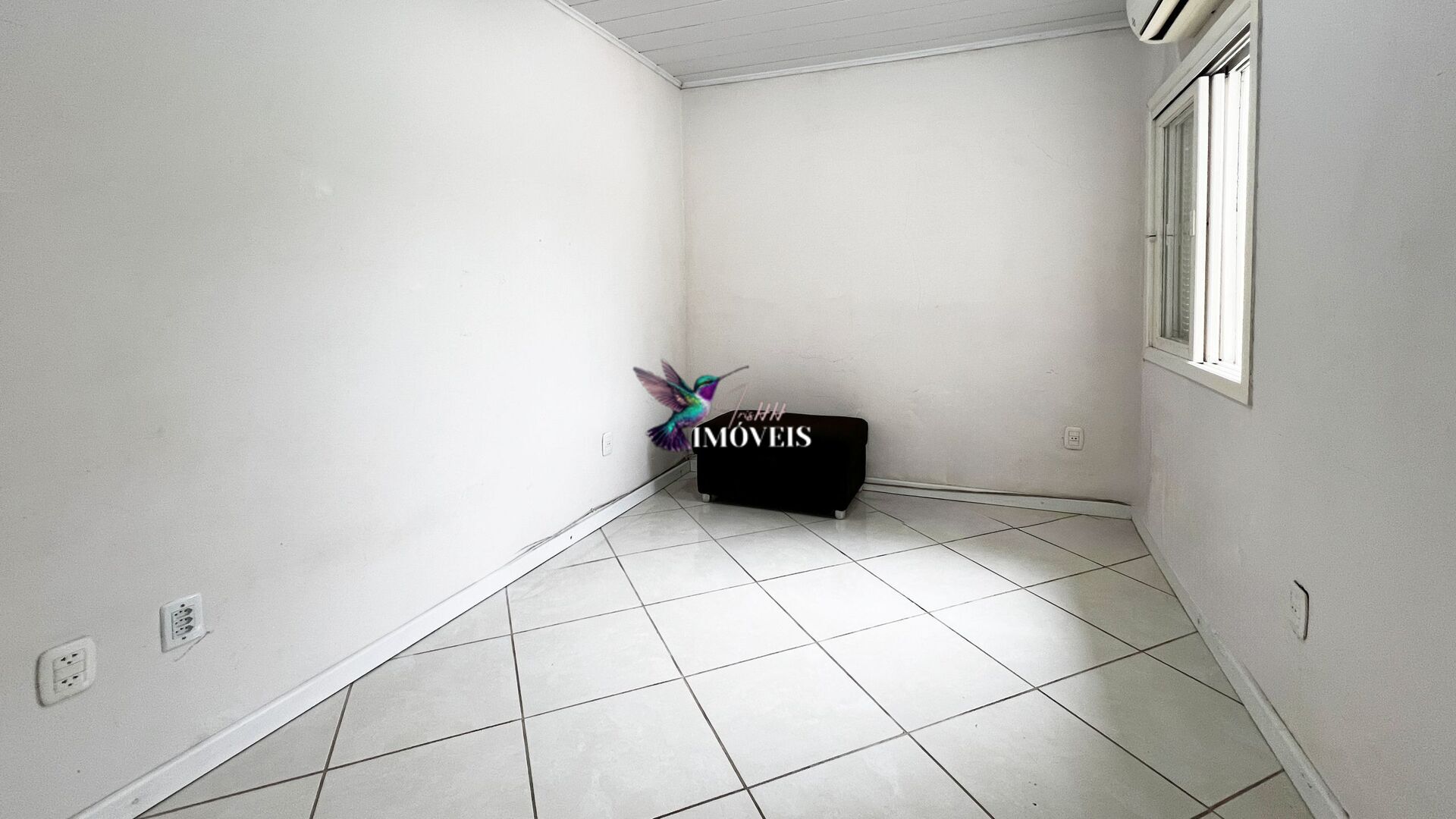 Casa à venda com 3 quartos, 326m² - Foto 11