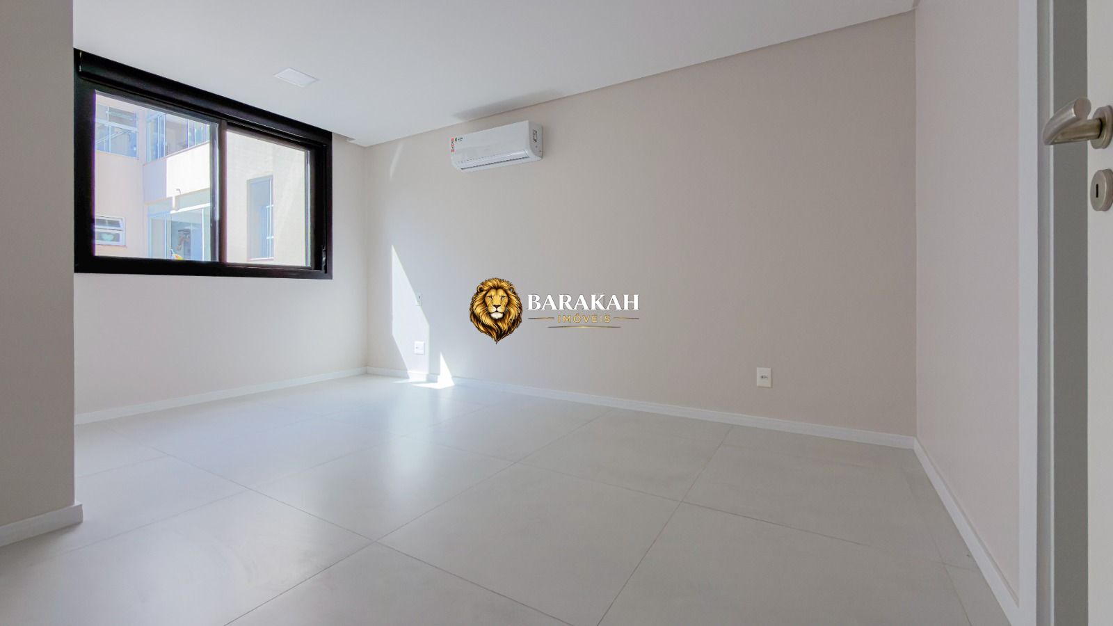Cobertura, 3 quartos, 223 m² - Foto 11