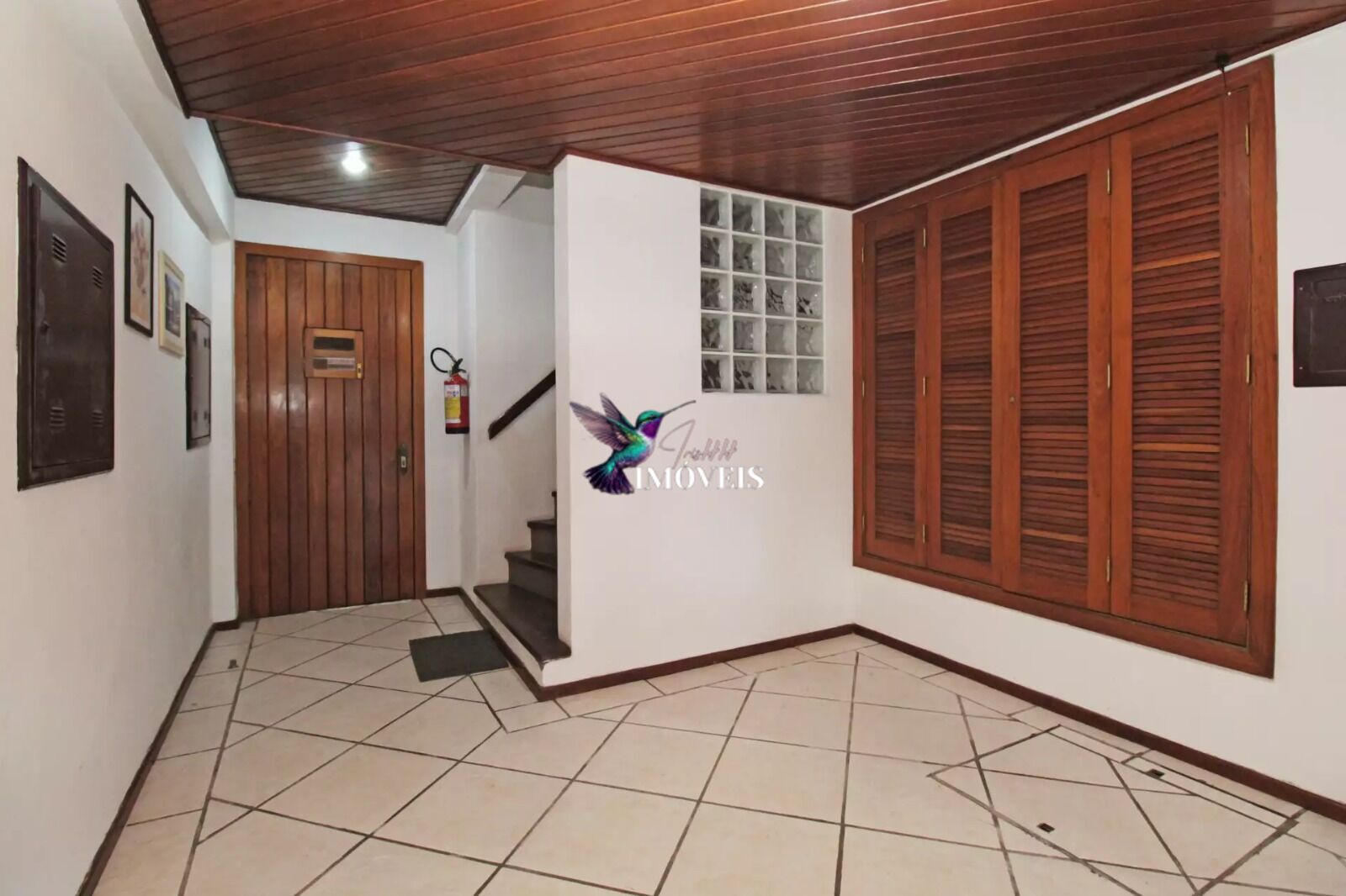 Apartamento à venda com 1 quarto, 55m² - Foto 20