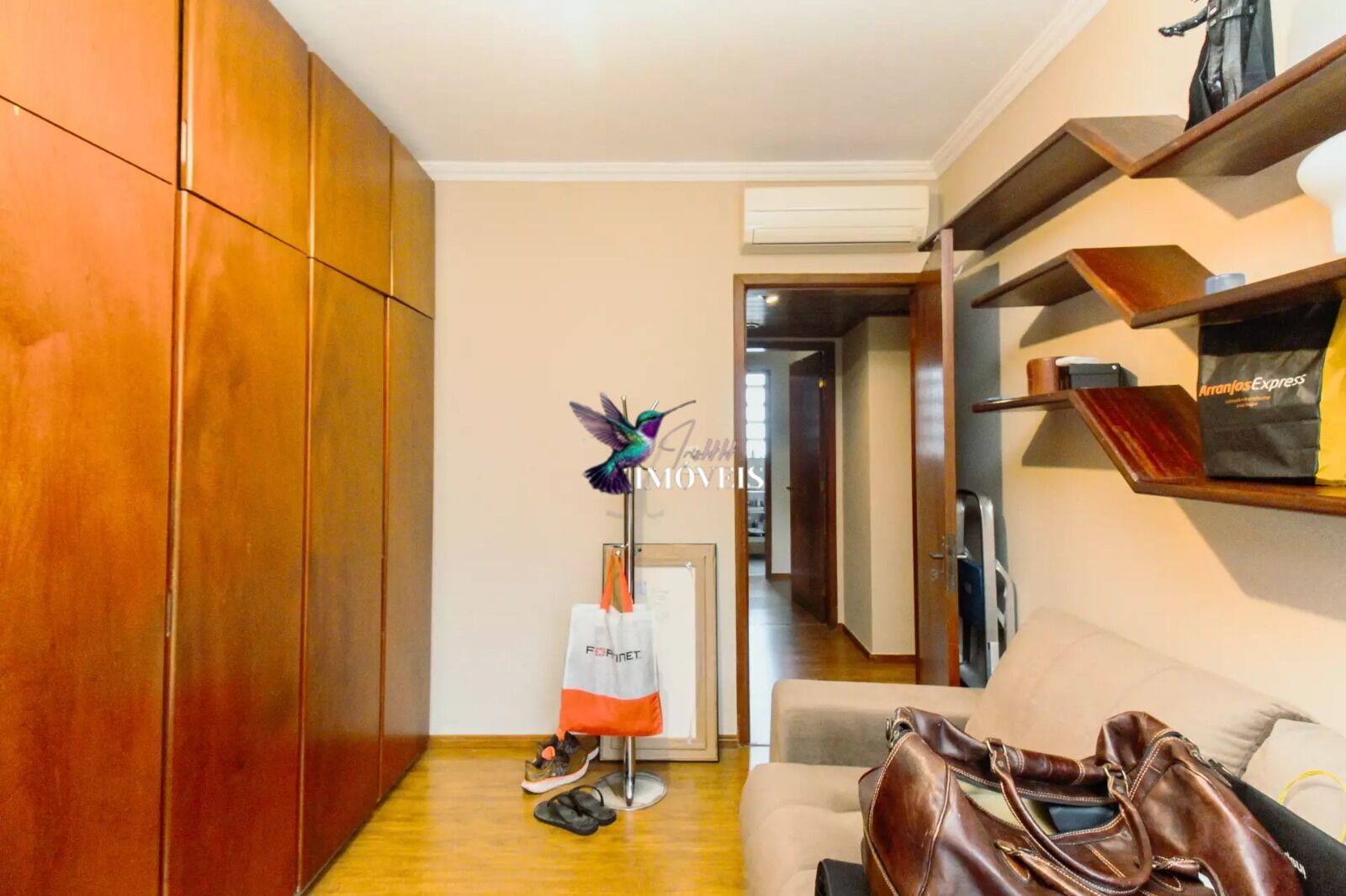 Apartamento à venda com 3 quartos, 138m² - Foto 13