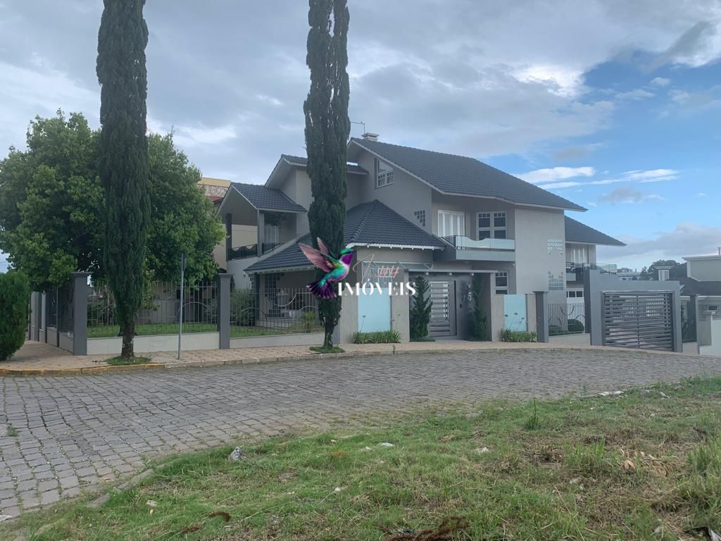 Casa à venda com 4 quartos, 397m² - Foto 1