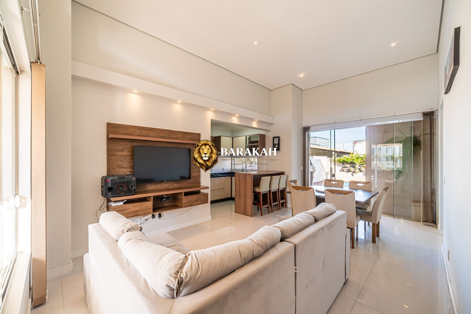 Casa, 3 quartos, 130 m² - Foto 3
