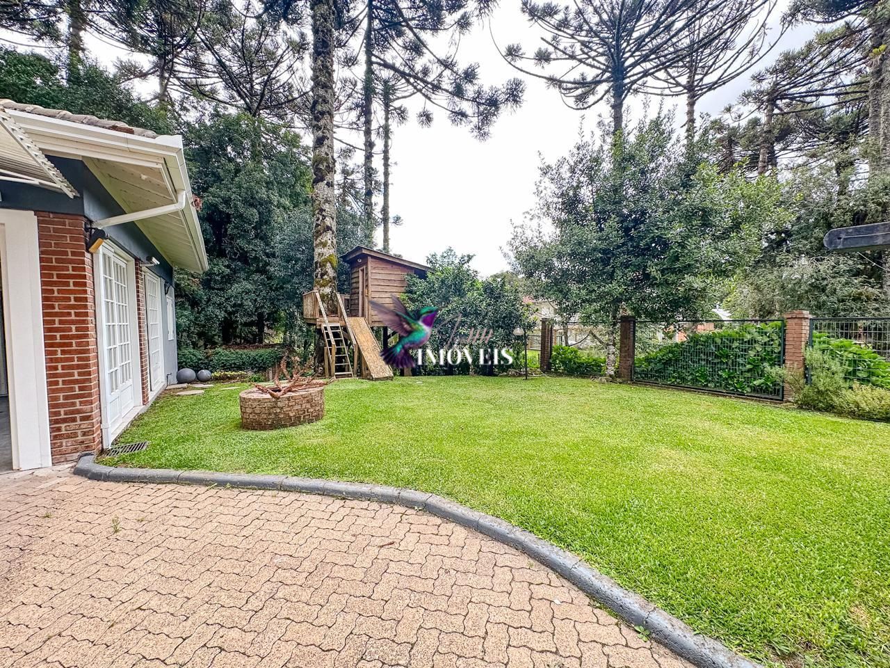 Casa à venda com 4 quartos, 259m² - Foto 10