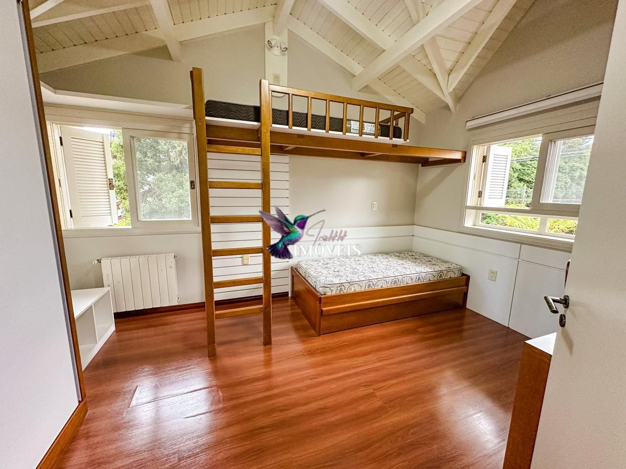 Casa à venda com 4 quartos, 259m² - Foto 17