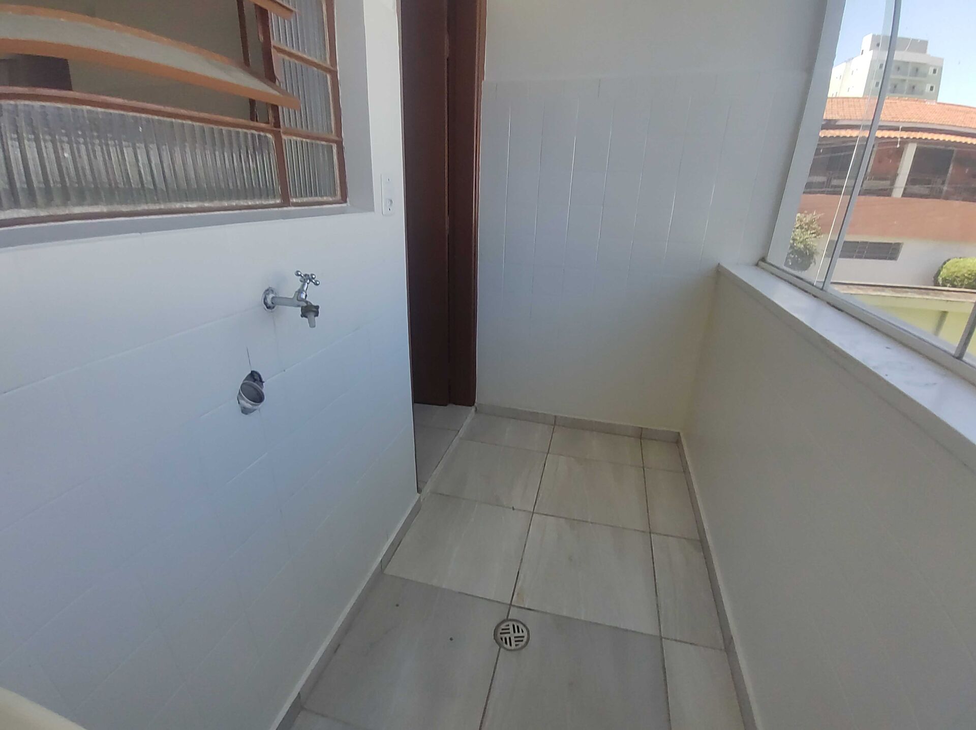 Apartamento para alugar com 1 quarto, 70m² - Foto 1