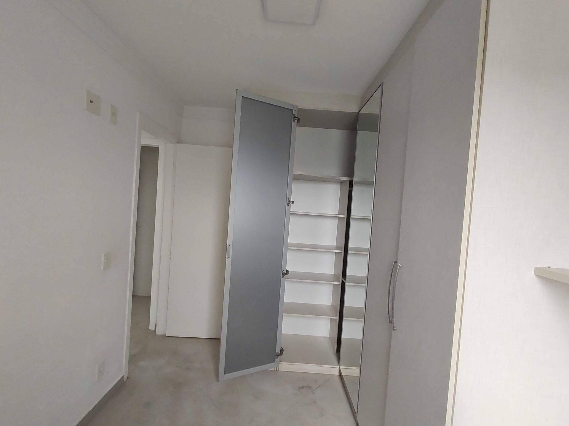 Apartamento à venda com 2 quartos, 49m² - Foto 9